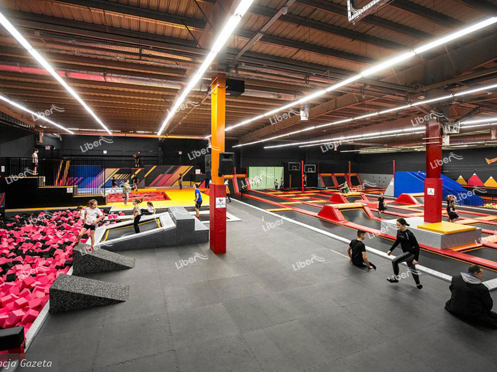 trampoline park-2