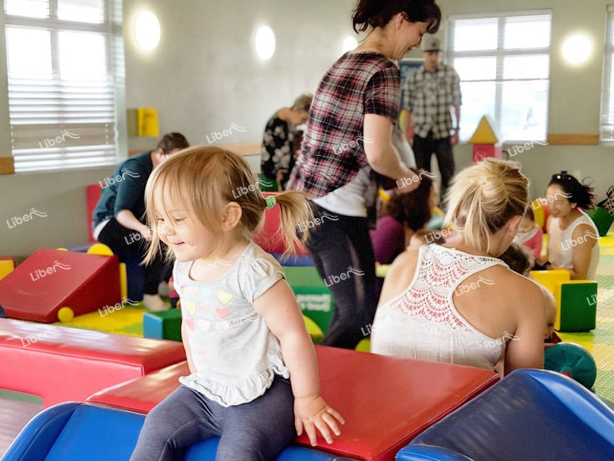 indoor trampoline-1