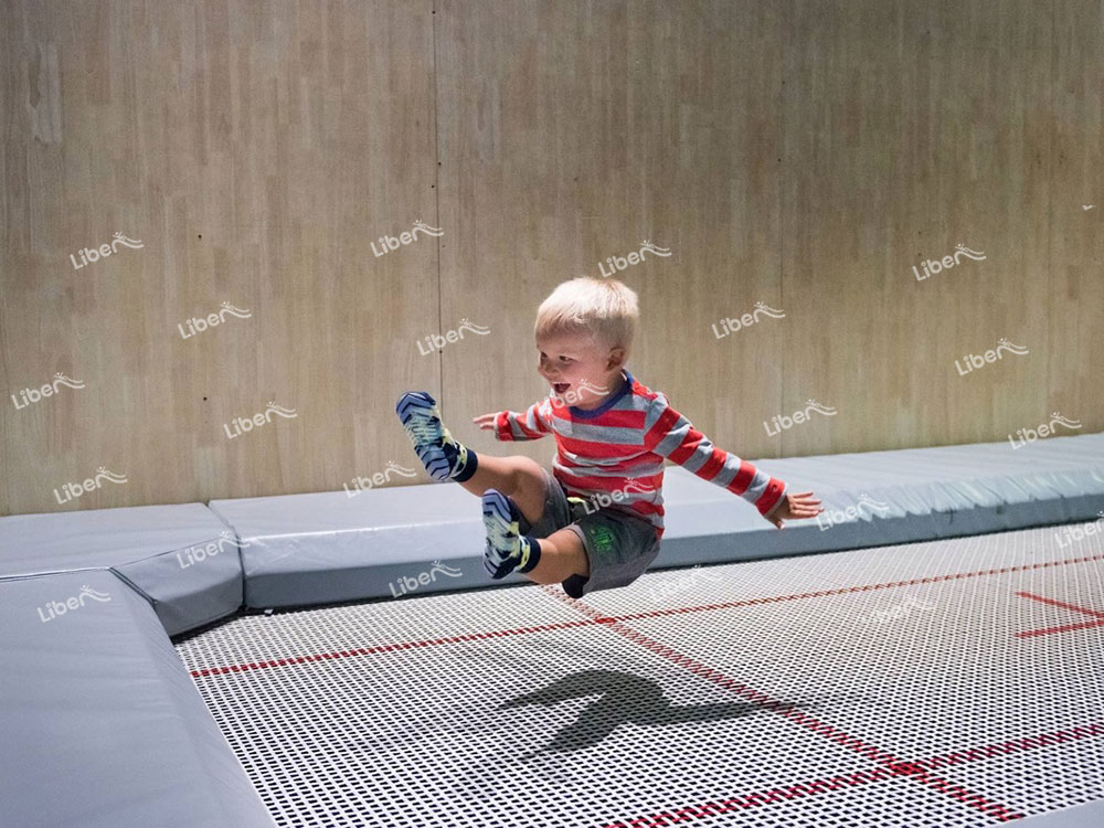 indoor  children  trampoline-1