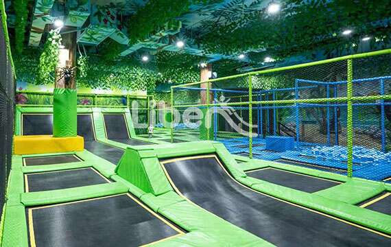 How to Choose a Good Indoor Trampoline Park Supplier?