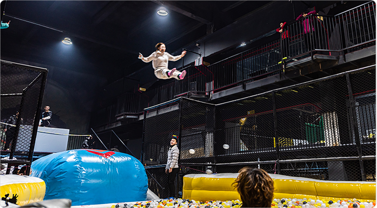Trampoline Park or Indoor Family Entertainment Center Rides Innovation